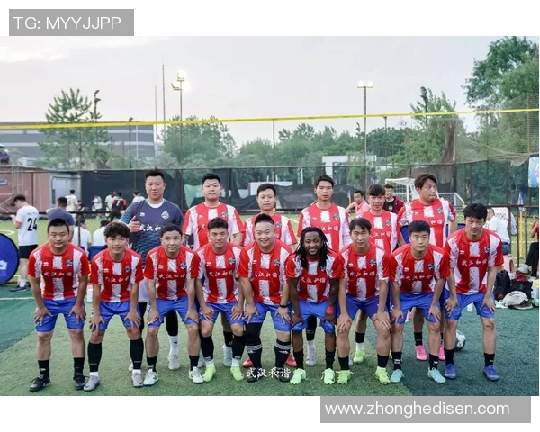 武汉足球队以54分领跑全国锦标赛积分榜展现强劲实力